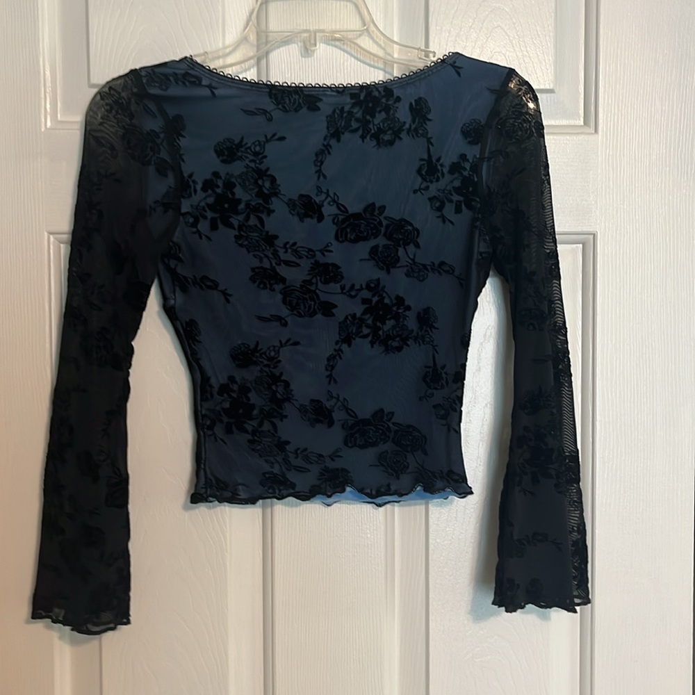 Pretty little top blue lining with black overlay lace size extra small - Picture 3 of 5